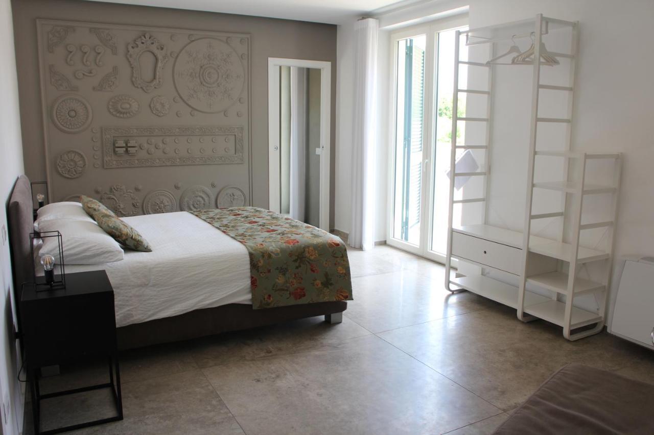 Il Cavaliere Bed And Breakfast Caserta Exterior foto