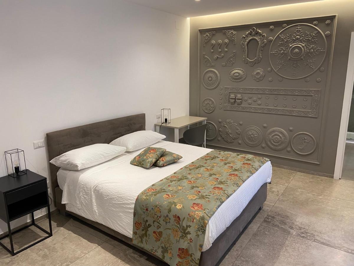 Il Cavaliere Bed And Breakfast Caserta Exterior foto